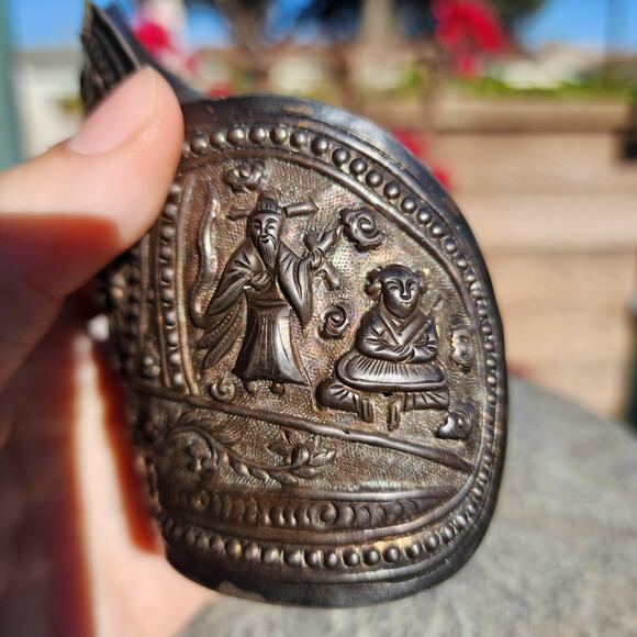 Antique Chinese Export Bracelet Sterling Silver Buddha Ornate Repousse Cuff RARE - Picture 6 of 16